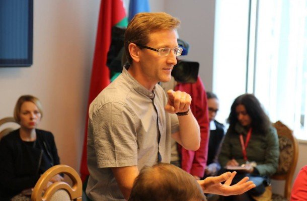 Городская избирательная комиссия не удовлетворила жалобу Алеся Логвинца