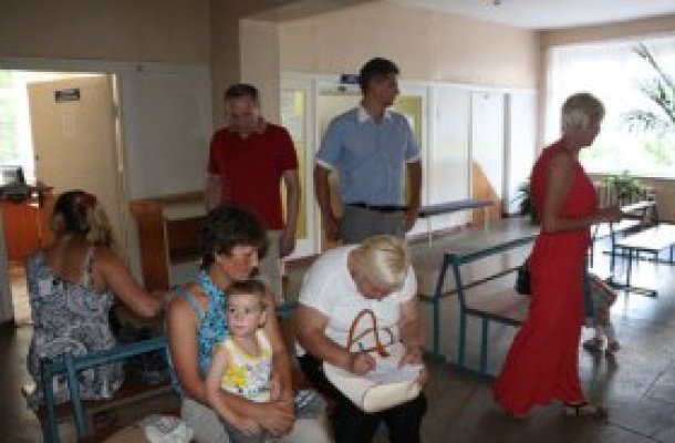«Народный референдум» в Бобруйске: В поликлинике запретили собирать подписи