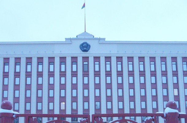 Лукашенко зовет Путина в гости