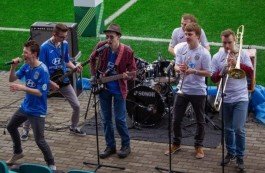 Группа члена Движения «За Свободу» записала гимн футбольному клубу