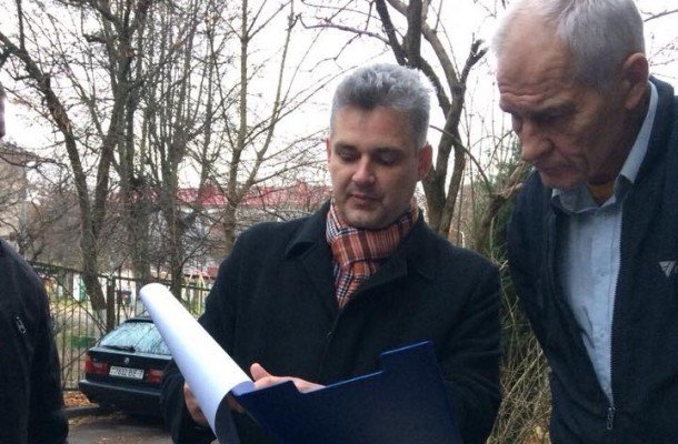 Активисты Движения «За Свободу» собирают подписи против уплотнения в центре Минска