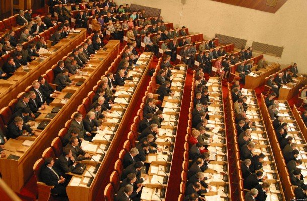 Правительство самоубийц. Почему чиновники не пойдут на реформы?