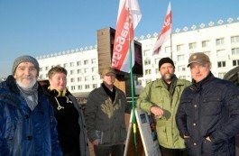 В Витебске прошел совместный пикет кандидатов Движения «За Свободу»