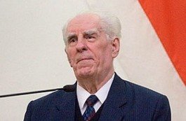 Нил Гилевич - лауреат премии "За свободу мысли" имени Василя Быкова