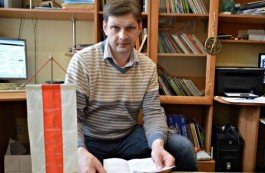 Эдвард Дмухоўскі атрымаў позву у суд