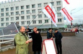Руководитель движения «За свободу» призвал на пикете в Витебске голосовать за Симанкович