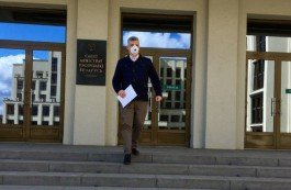 Аппараты искусственной вентиляции легких вместо парада: передана петиция с 2500 подписями